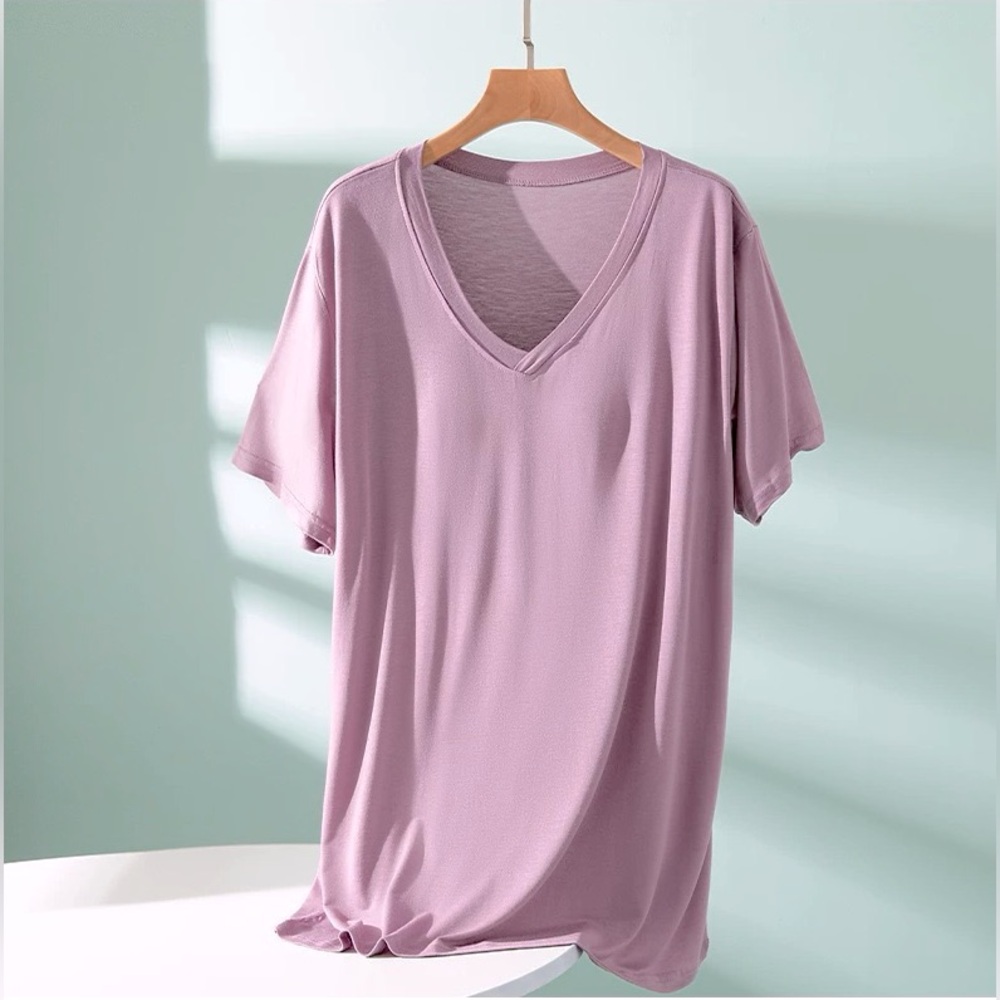 Built-in Bra Pads Lilac tee shirt V-Neck Stretchy Short Sleeve Top Women's M/L